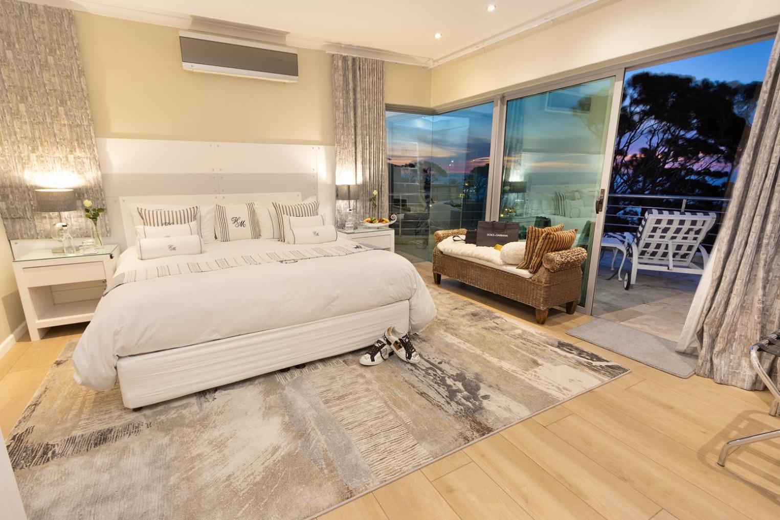 Hollywood Mansion & Spa Camps Bay Kaapstad Buitenkant foto