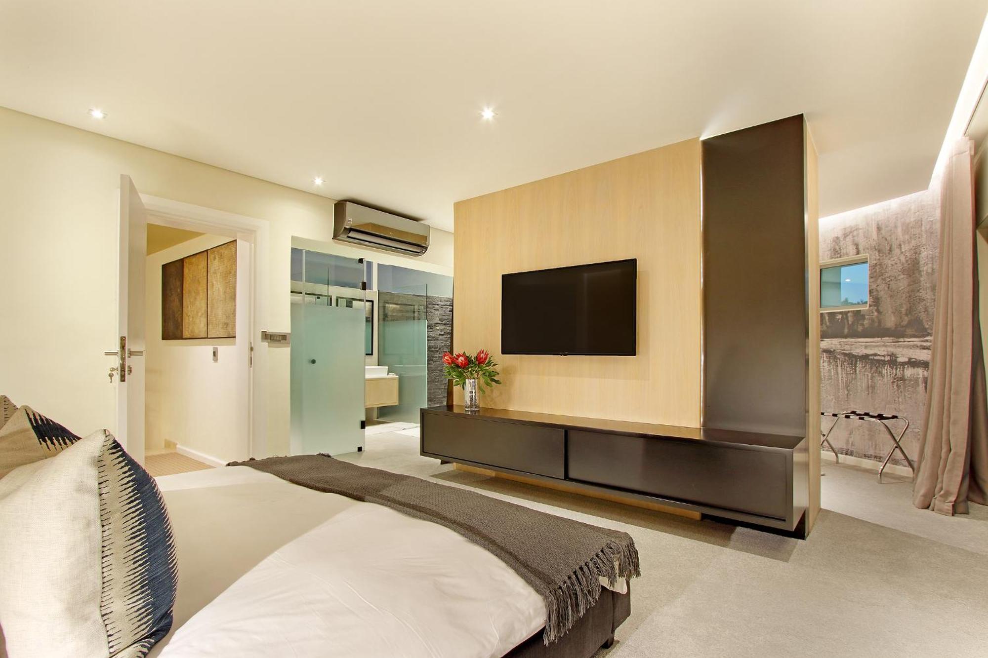 Hollywood Mansion & Spa Camps Bay Kaapstad Buitenkant foto